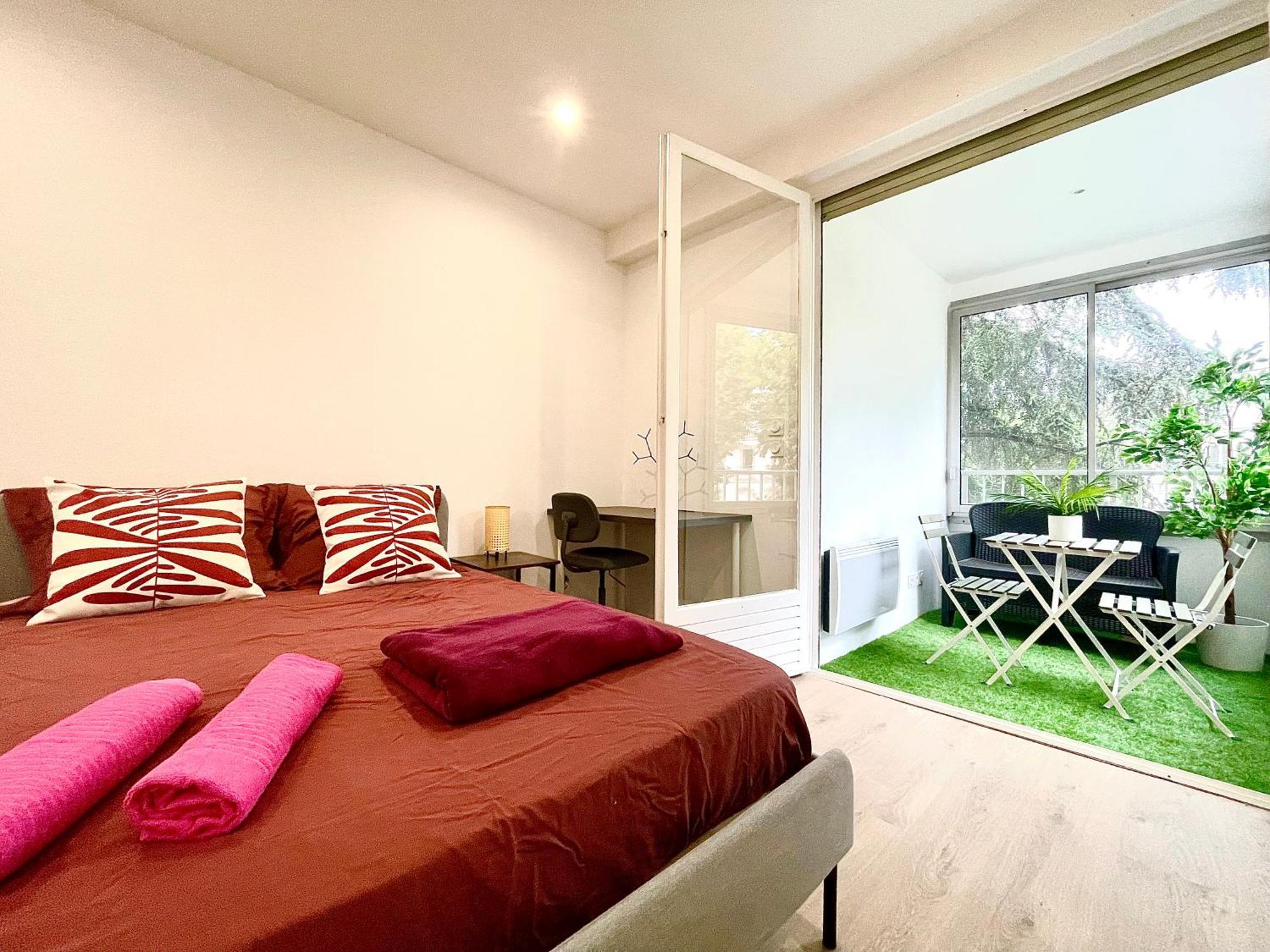 Bngo I Le Spacieux I 3 Chambres, 2 Salles De Bain, Parking Prive Gratuit, 8 Personnes, Vieux Lyon Hypercentre מראה חיצוני תמונה