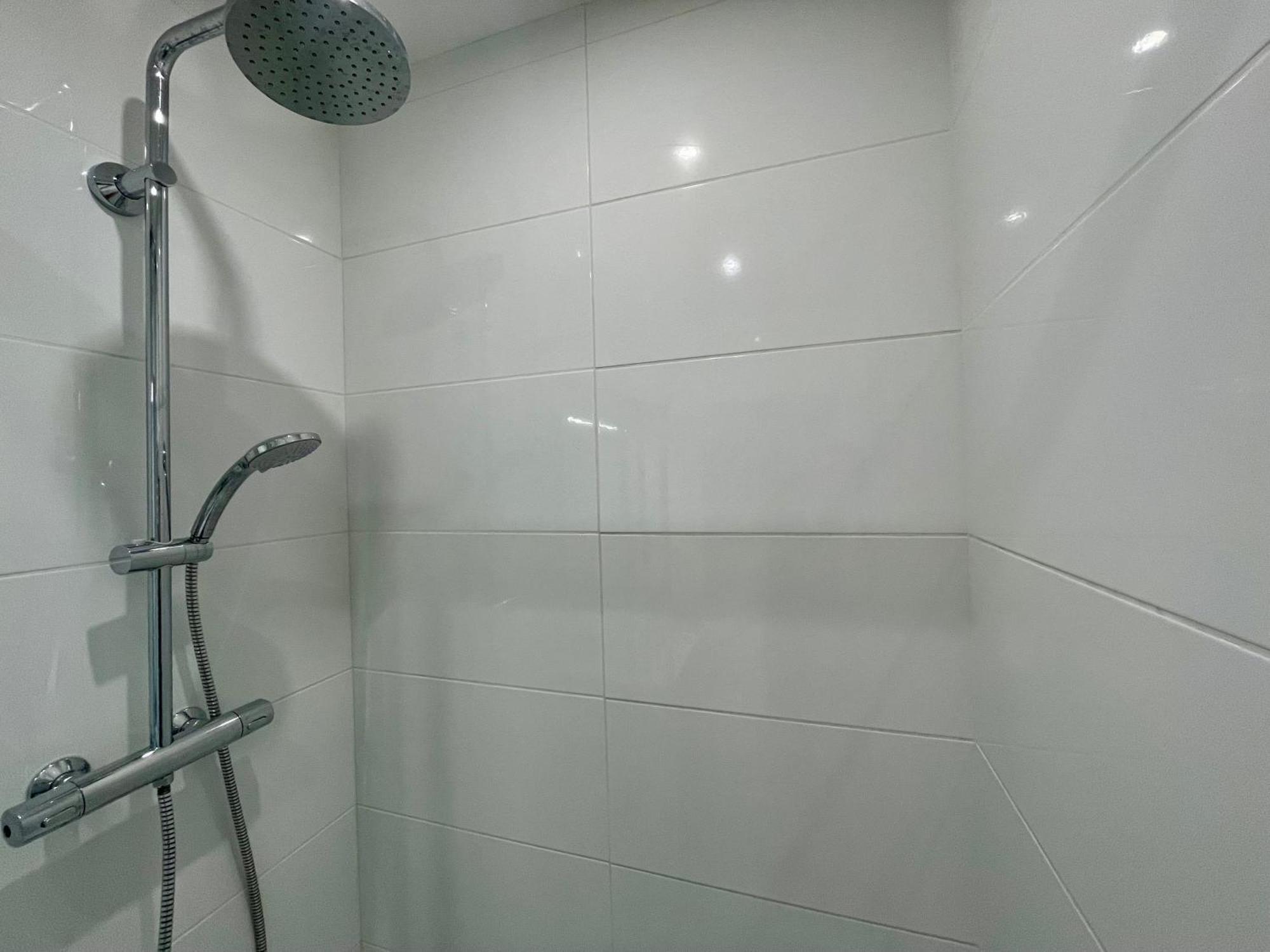 Bngo I Le Spacieux I 3 Chambres, 2 Salles De Bain, Parking Prive Gratuit, 8 Personnes, Vieux Lyon Hypercentre מראה חיצוני תמונה