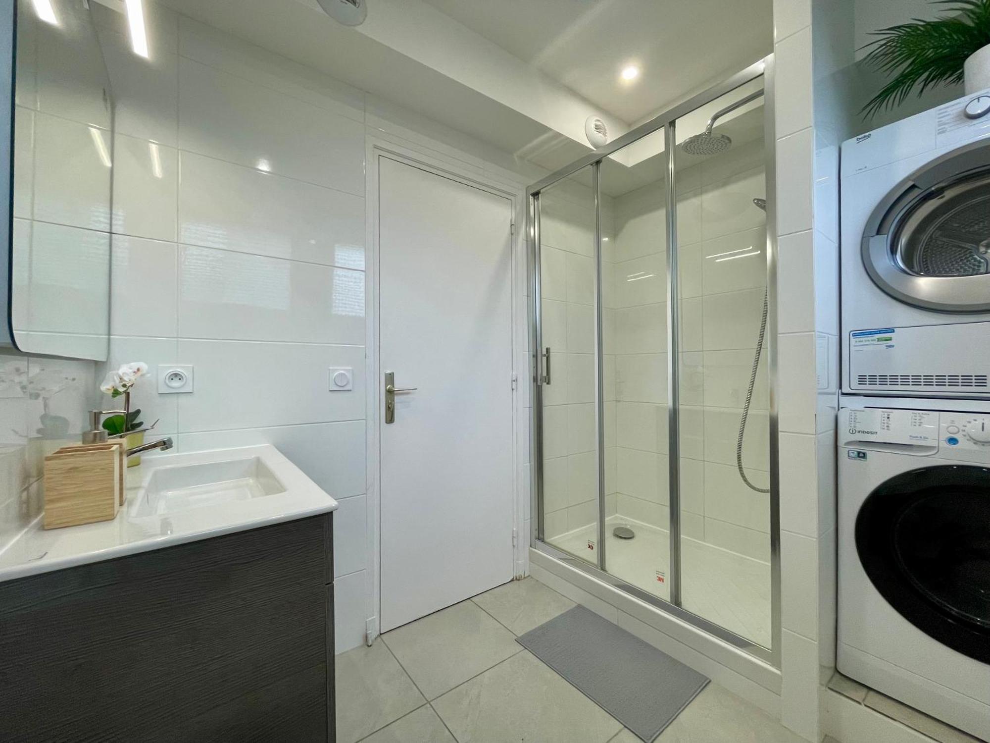 Bngo I Le Spacieux I 3 Chambres, 2 Salles De Bain, Parking Prive Gratuit, 8 Personnes, Vieux Lyon Hypercentre מראה חיצוני תמונה