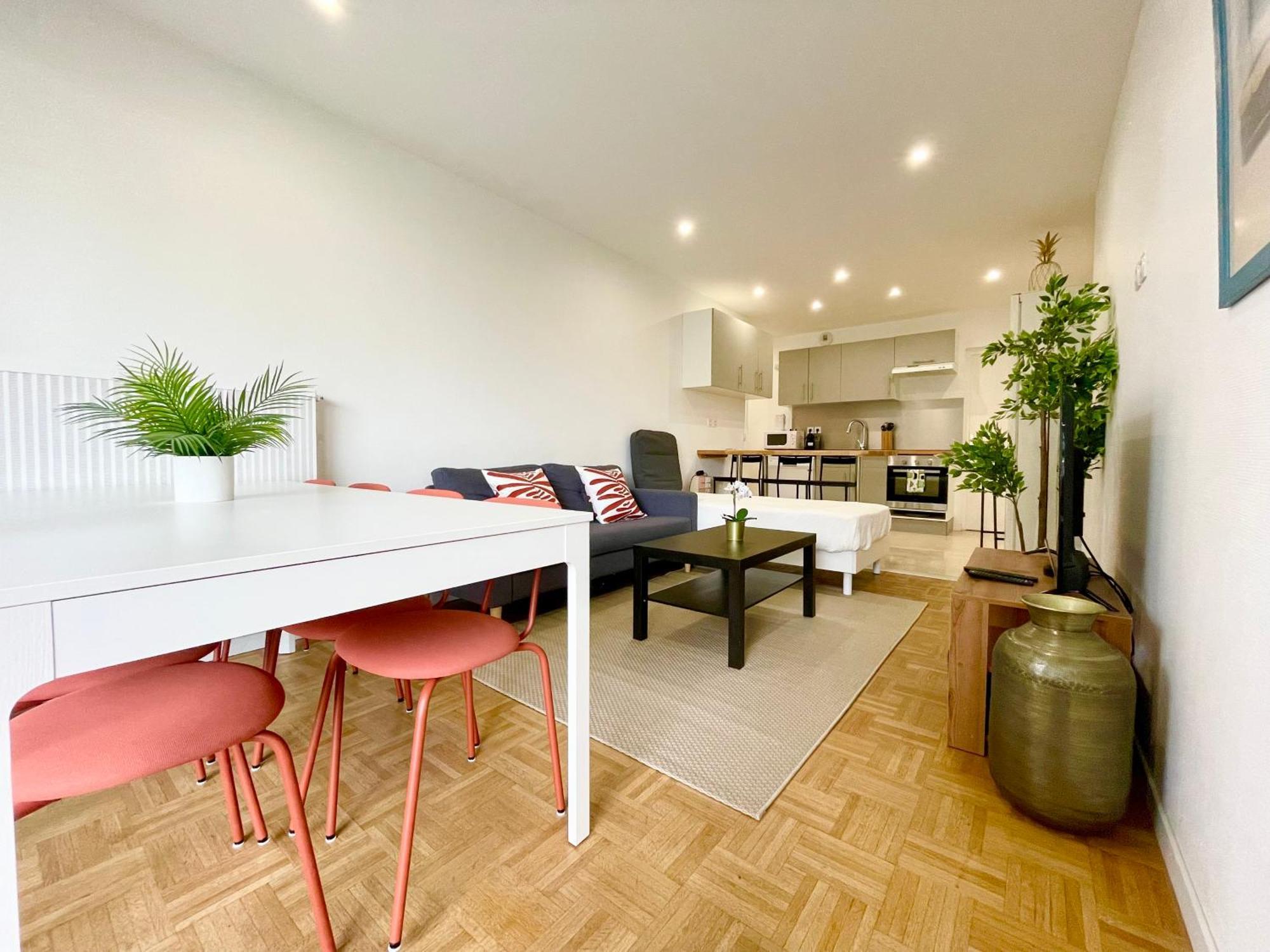 Bngo I Le Spacieux I 3 Chambres, 2 Salles De Bain, Parking Prive Gratuit, 8 Personnes, Vieux Lyon Hypercentre מראה חיצוני תמונה