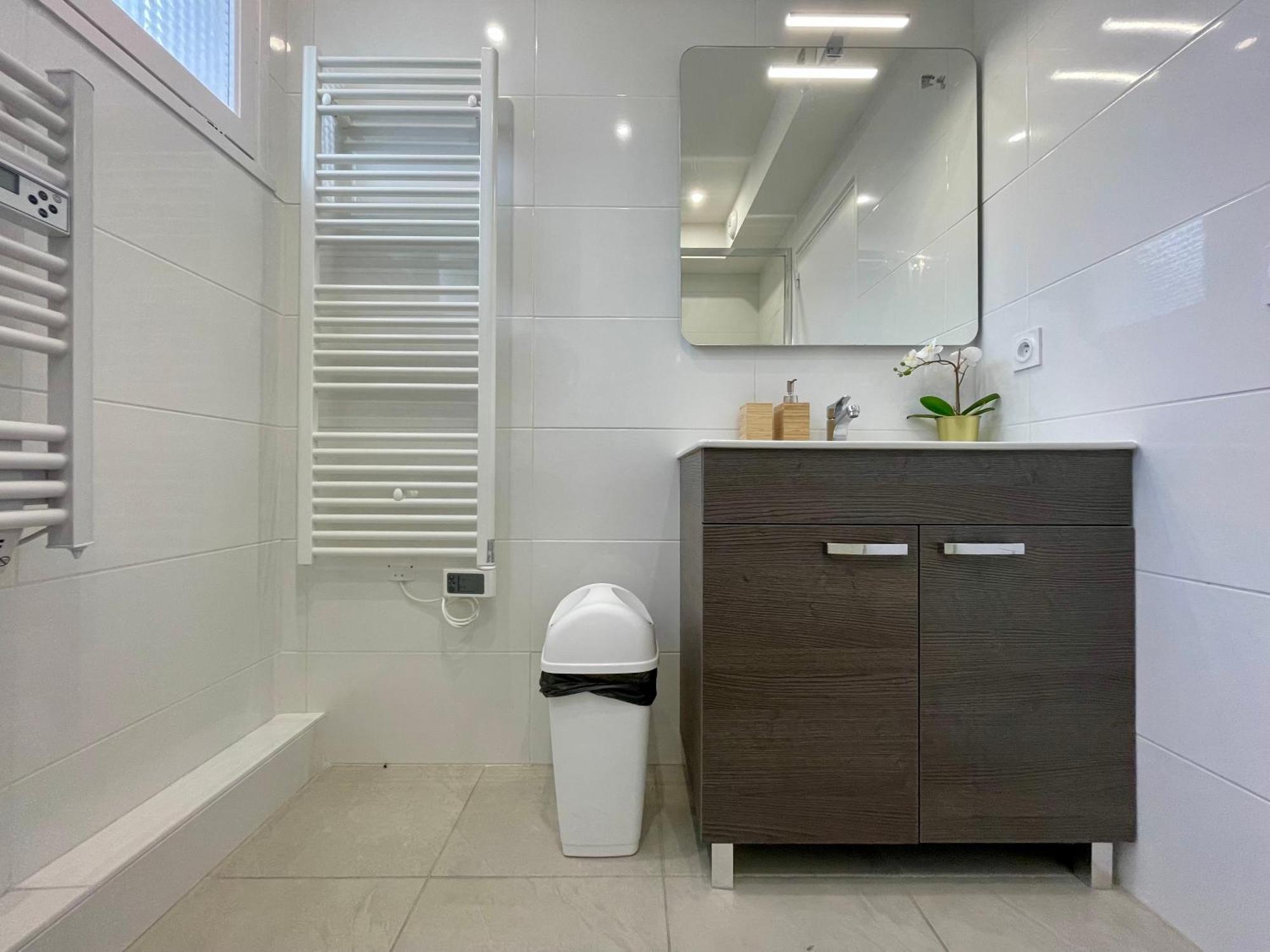 Bngo I Le Spacieux I 3 Chambres, 2 Salles De Bain, Parking Prive Gratuit, 8 Personnes, Vieux Lyon Hypercentre מראה חיצוני תמונה